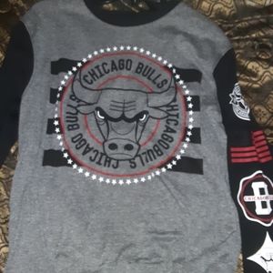 Bulls black and grey long sleeve